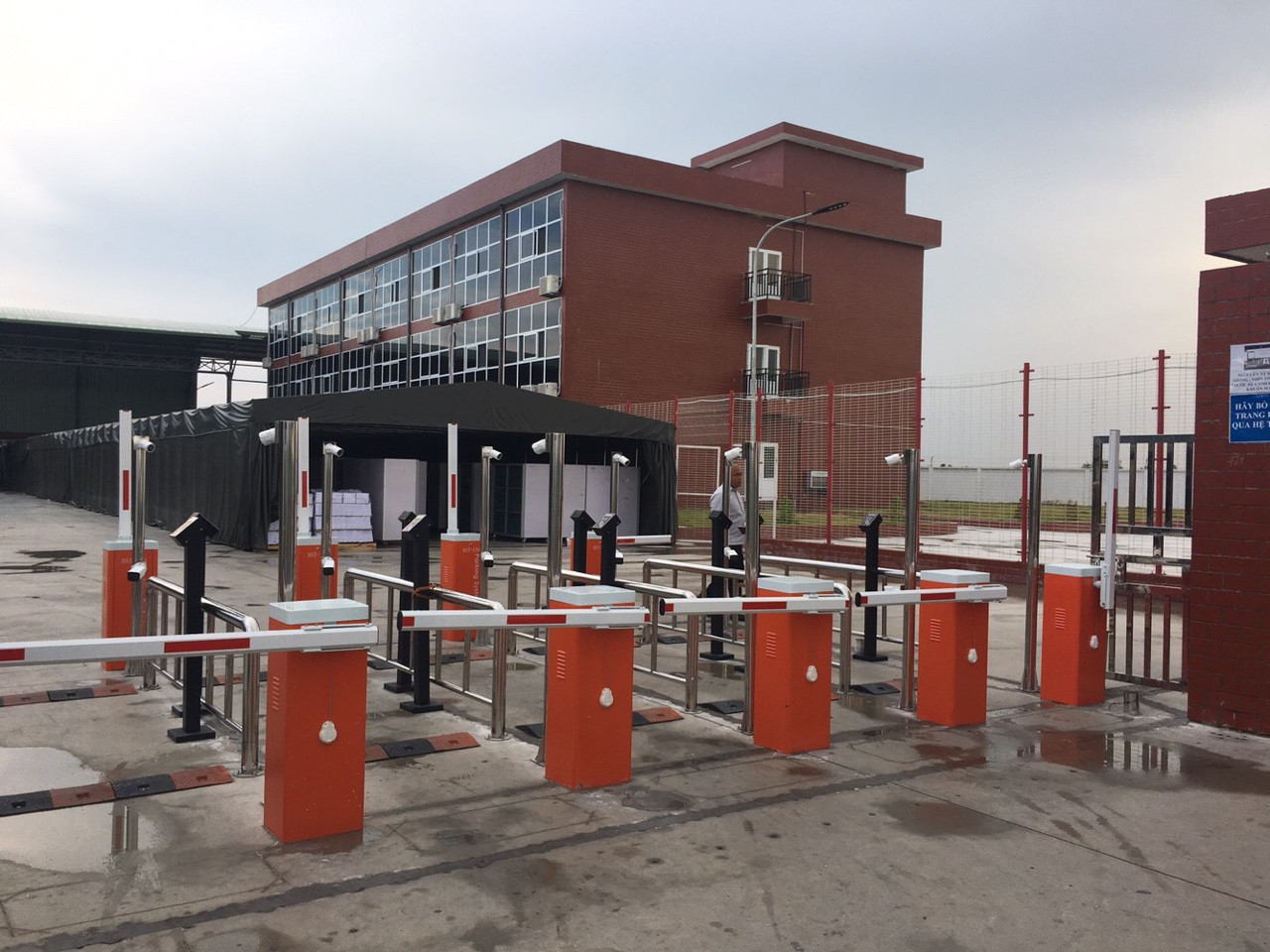 Cổng barrier tự động BST-130